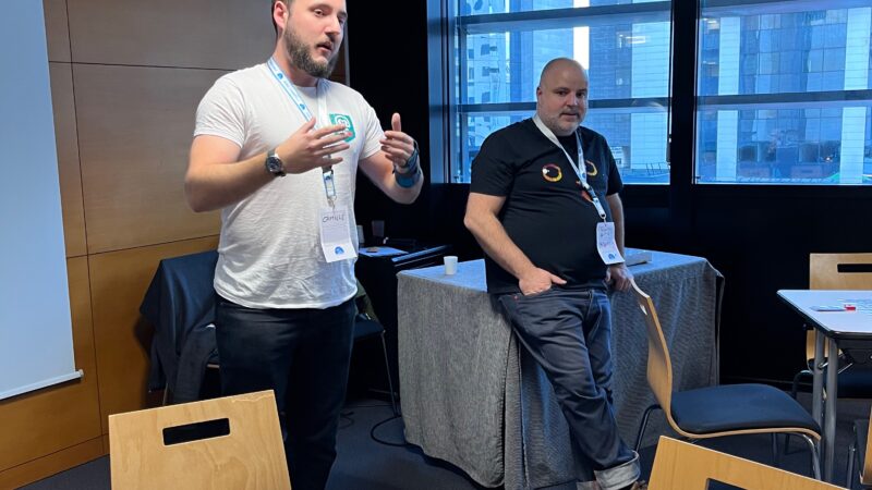 photo de Camille Marquette et Nicolas Tondeur durant l'atelier antidette